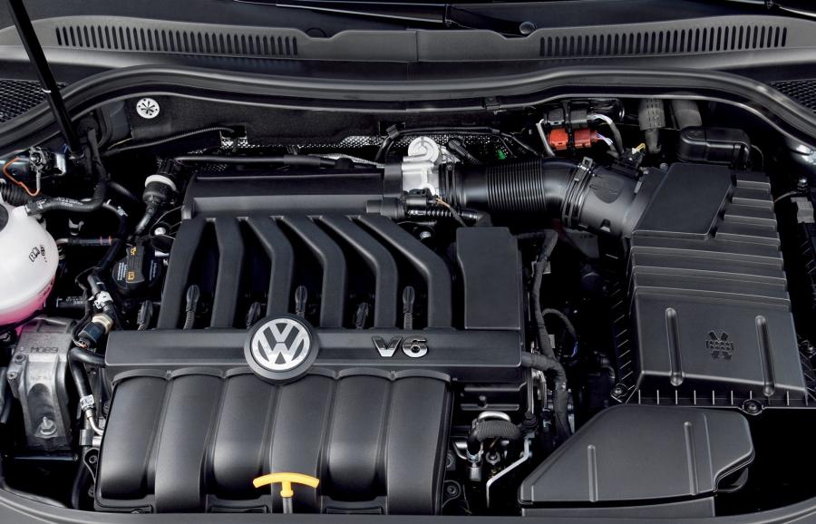  Volkswagen Passat CC 2012 года  (фото 9 из 44)